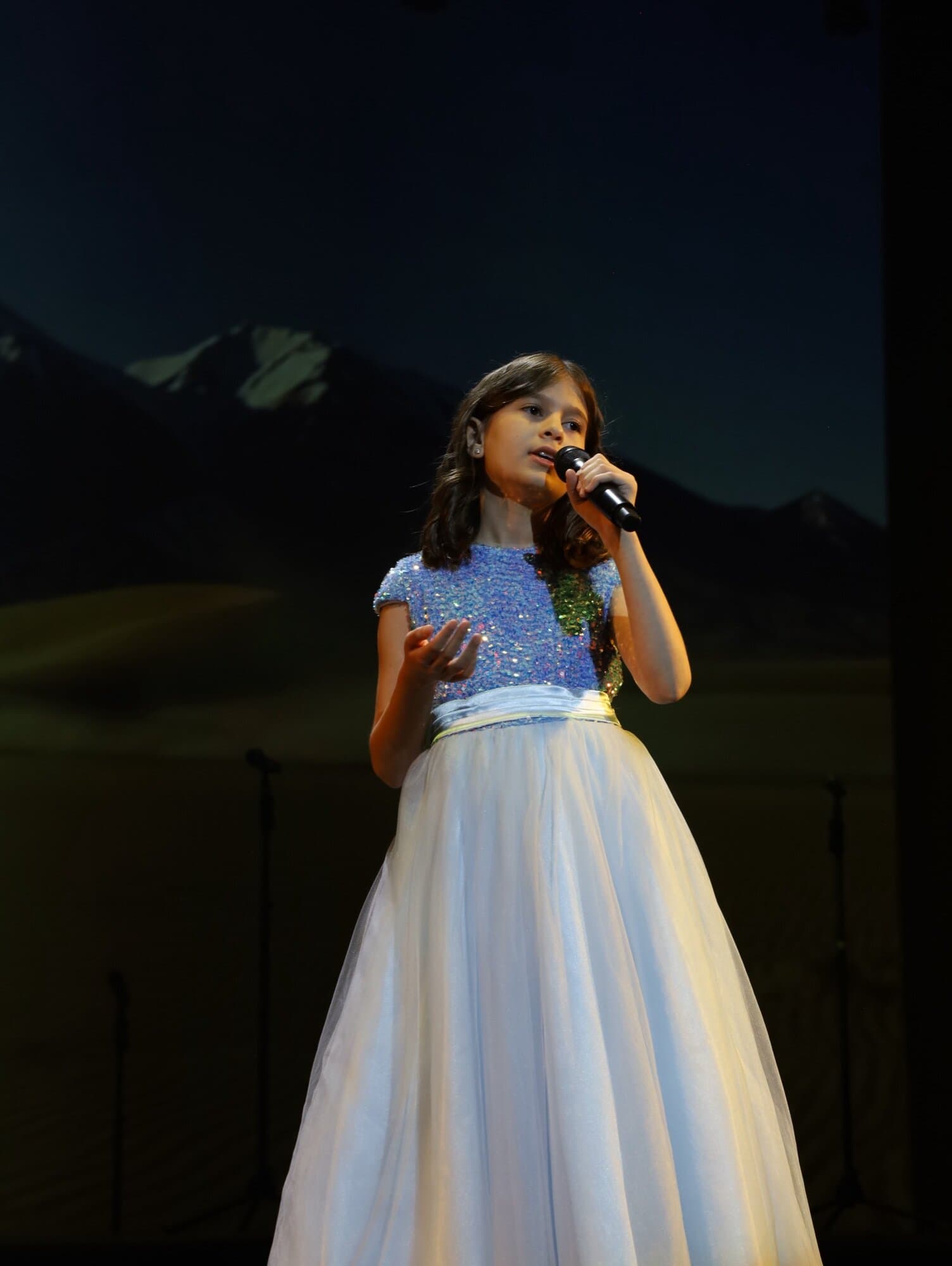 Stage Moment